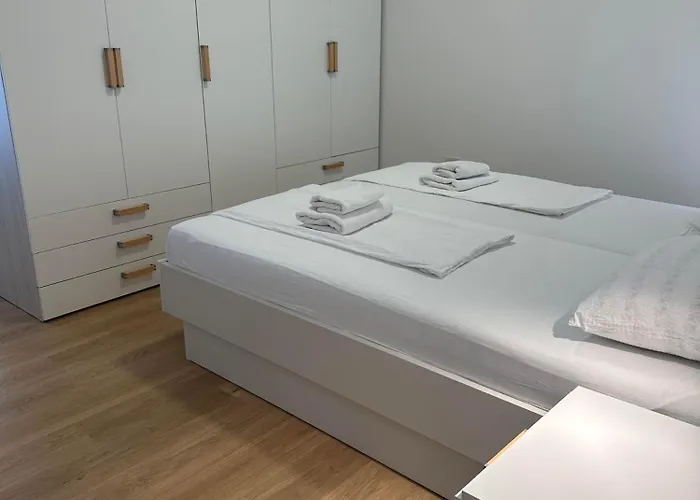 Tito & Robin * 科佩尔